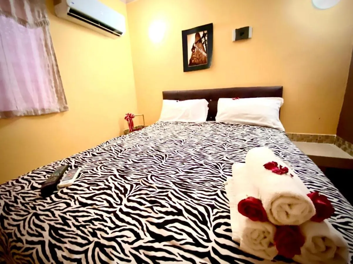 Hotel Roma Higuey Hostel
